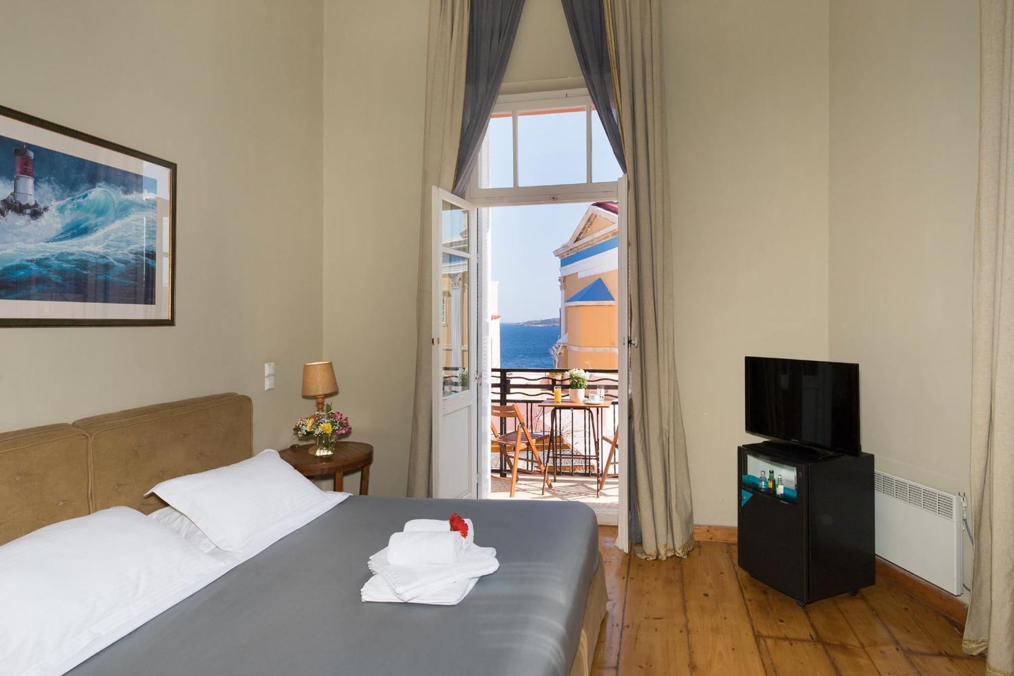Syrou Melathron Hotel Ermoupoli Exterior photo